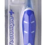 GUM TECHNIQUE BROSSE A DENTS MEDIUM COMPACTE 493 1 UNITE