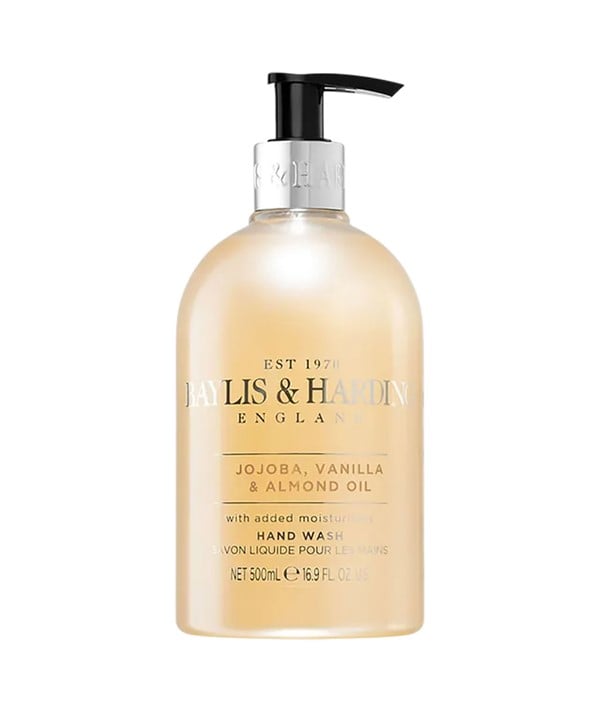 Lavage à la main à l'huile de vanille et d'amande de jojoba 