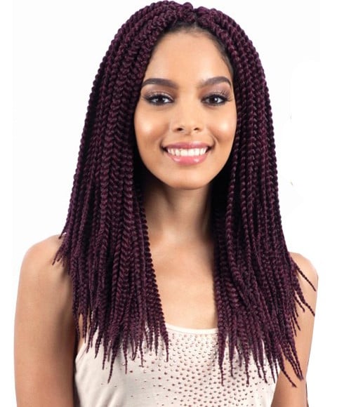 MODÈLE MODÈLE SYN BOX BRAIDS LARGE 