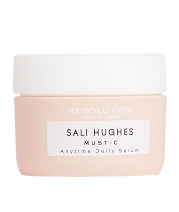 SALI HUGHES DOIT C SÉRUM QUOTIDIEN À TOUT MOMENT